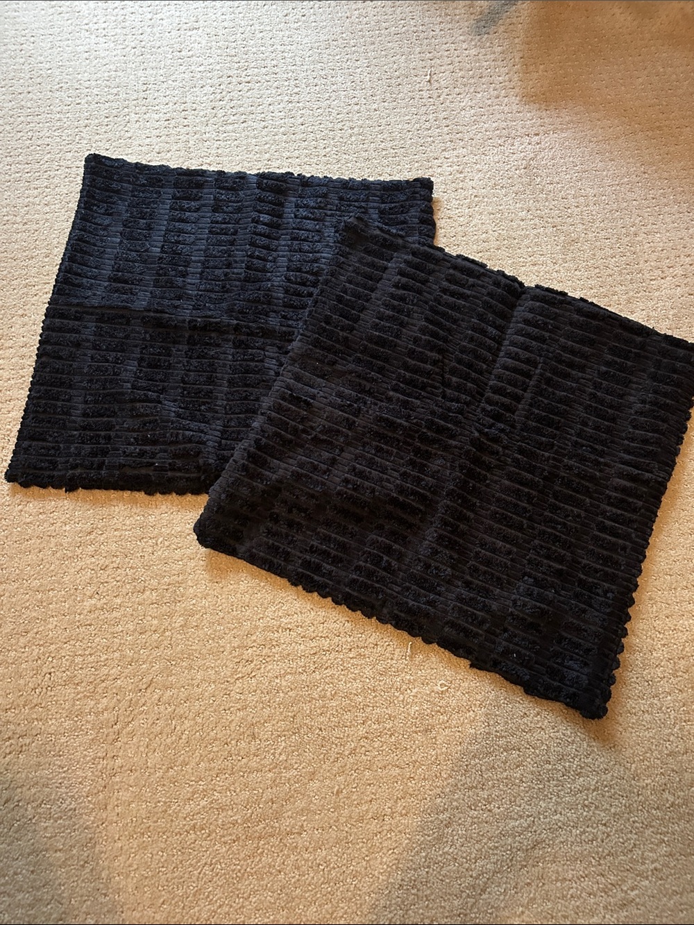 NWOT Set of 2 Black Ribbed Pillow Covers